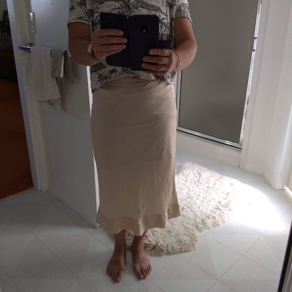 vintage 80s cream midi below the knee half slip - Picture 7 of 10